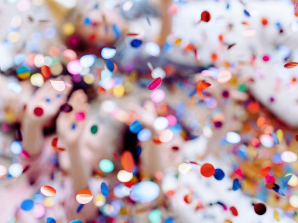 a busy photo with lots of confetti